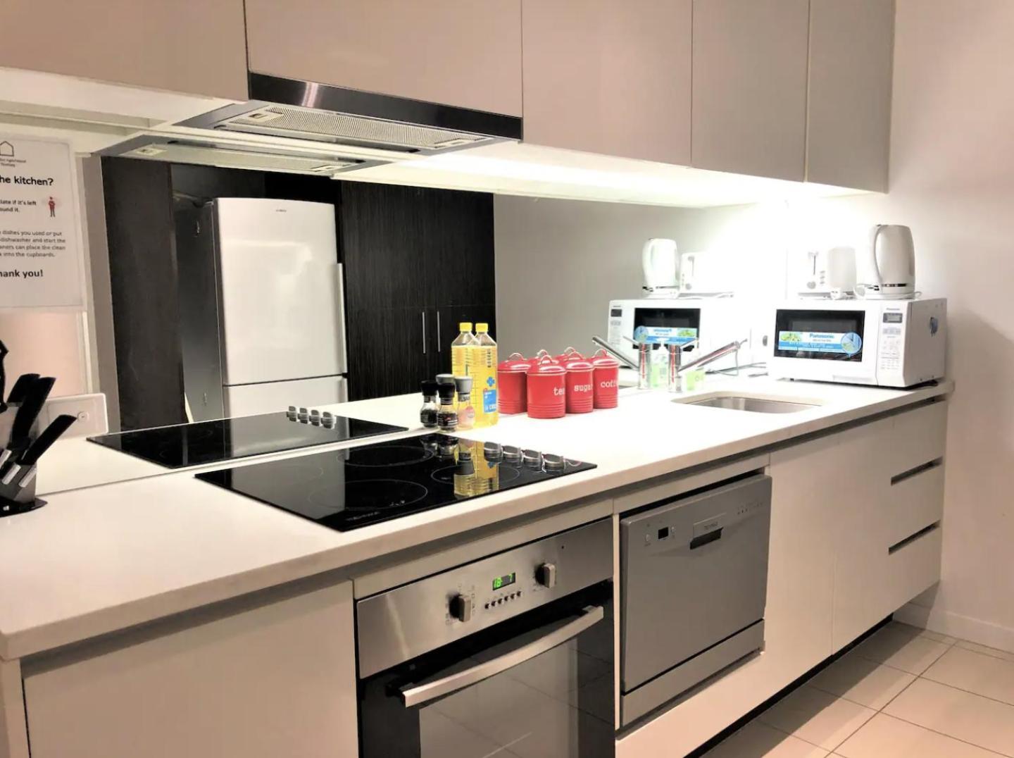 Readyset Apartments At Madison Melbourne City Exterior foto
